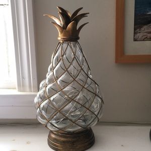 Pineapple lamp